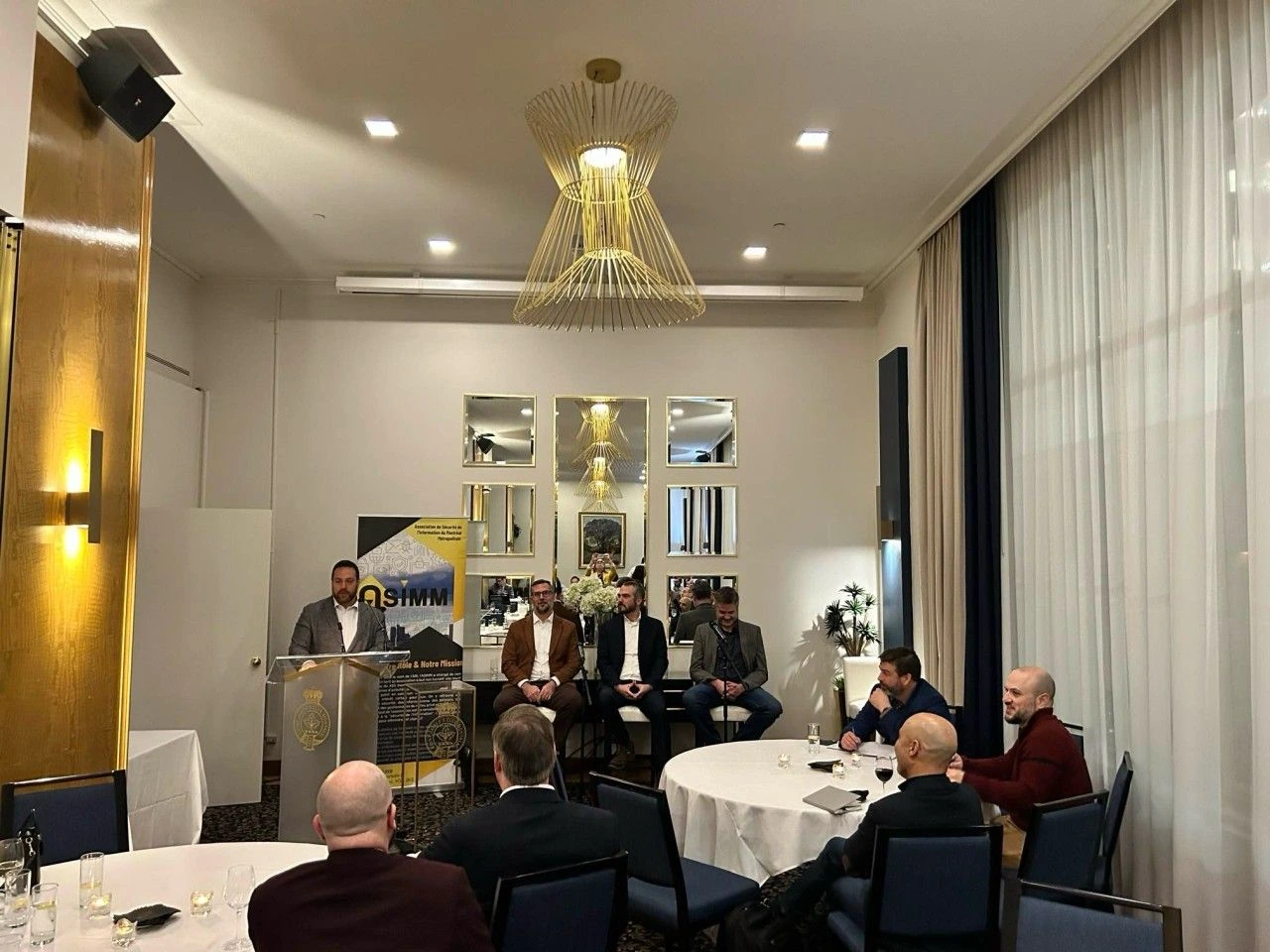 Conférences et échanges